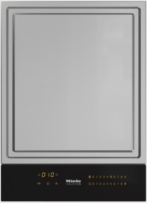 Moderne Miele Induktionskochplatte mit glatter Oberfläche und digitalem Touch-Bedienfeld.
